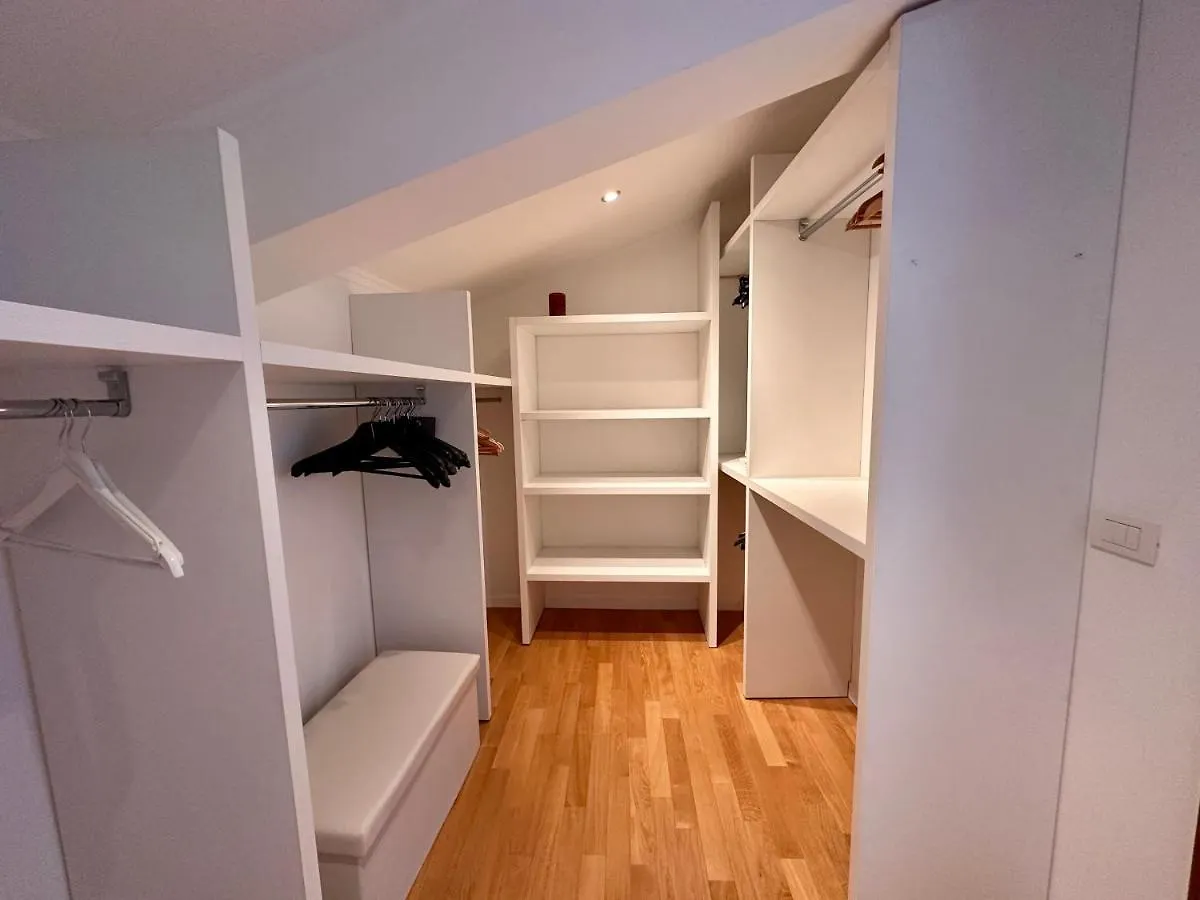 Sisters' Home - Appartamento Nel Centro Storico Con Terrazzo, Aria Condizionata E Vasca Da Bagno Siena Apartamento